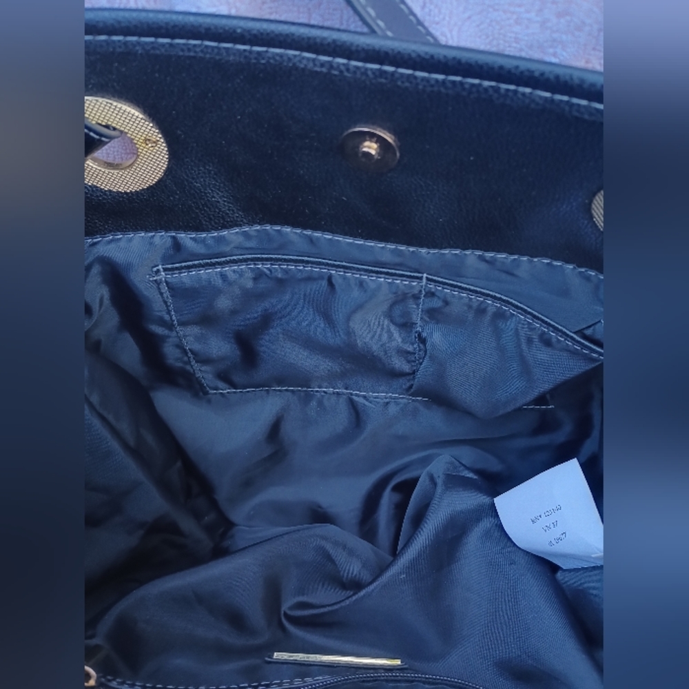 Bradford Exchange Mickey and Minnie Mouse purse - Picture 6 of 10